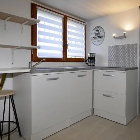 Апартаменты Beautiful In With Kitchen